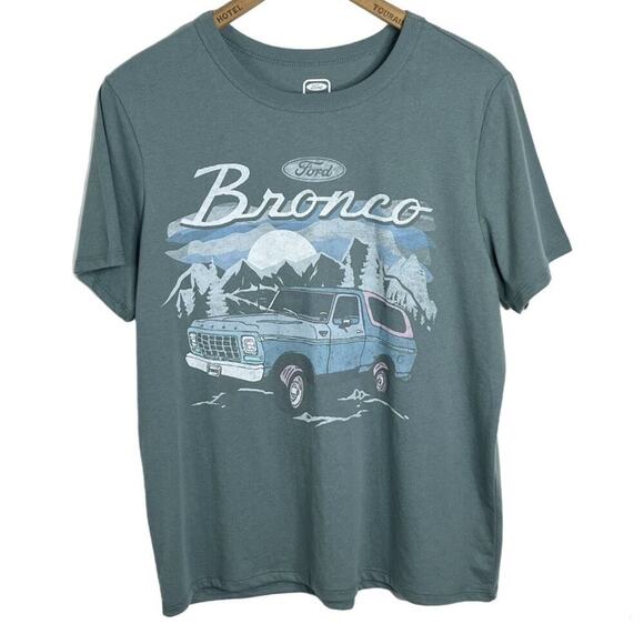 Ford Bronco Women's Graphic T-Shirt L Green Short Sleeve Crew Neck NWT Cotton - Picture 1 of 6